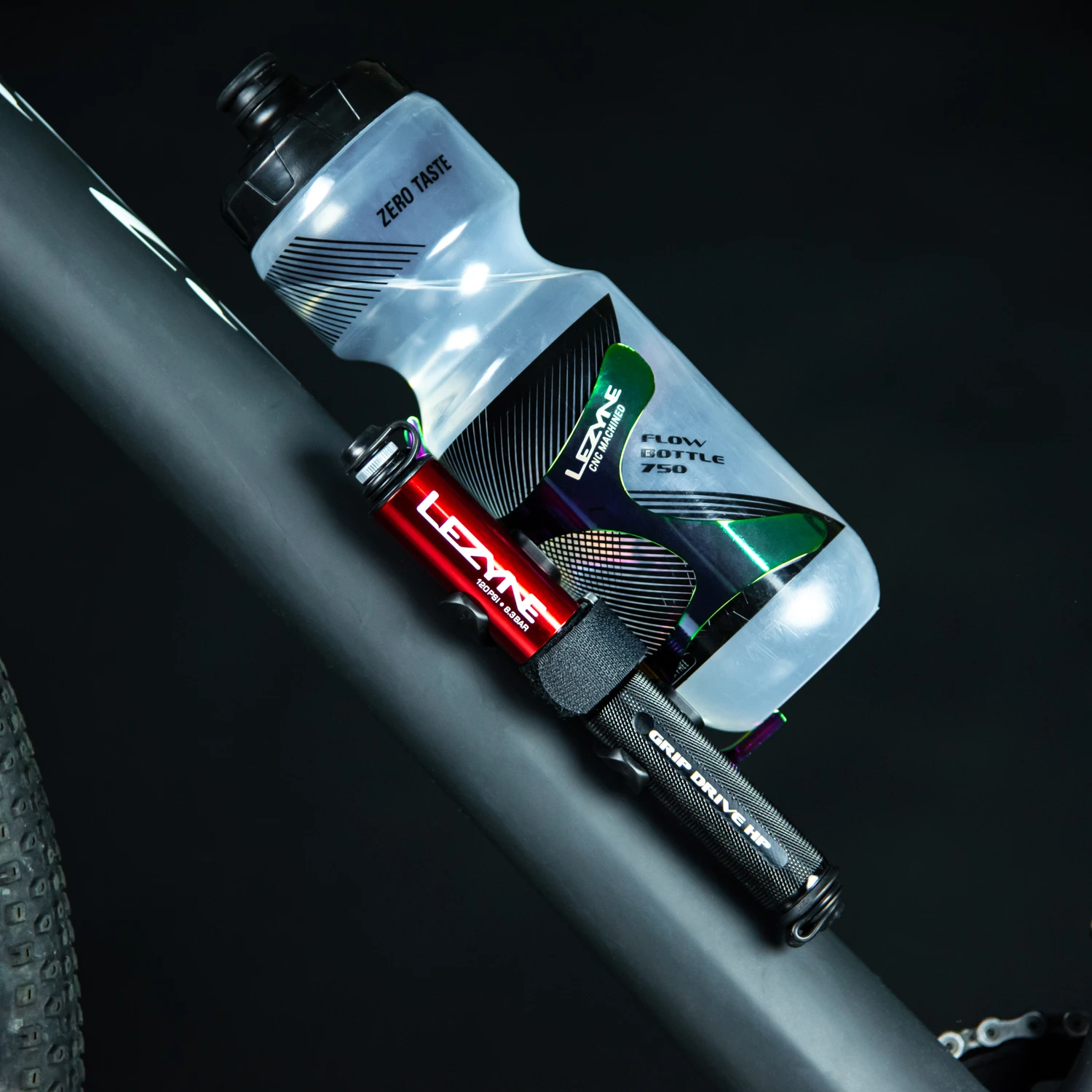 Mini Pompe Lezyne Grip Drive HV - 90 PSI Pour VTT & Gravel - Tuyau Flexible Presta/Schrader