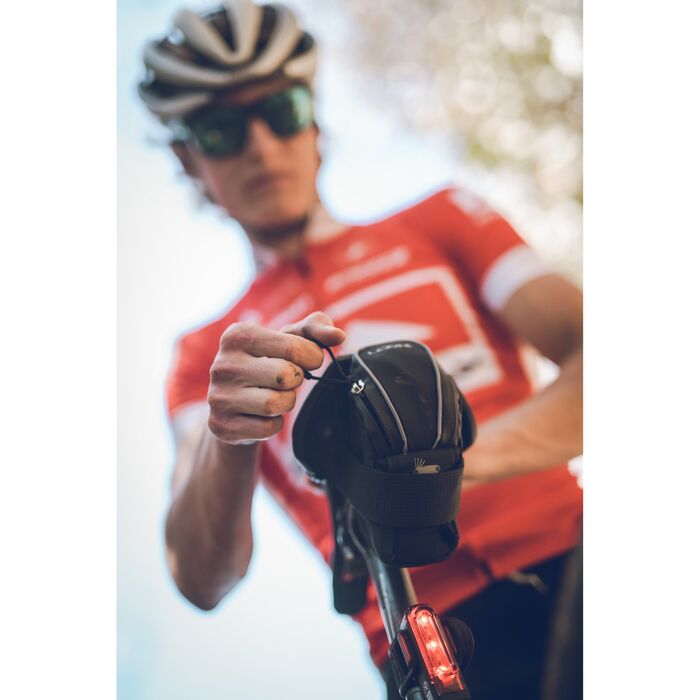 Sacoche de Selle Lezyne Micro Caddy M Absolubike, vélos et